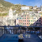 Fivestay Terrazza Sulla Piazzetta דירה ורנאצה