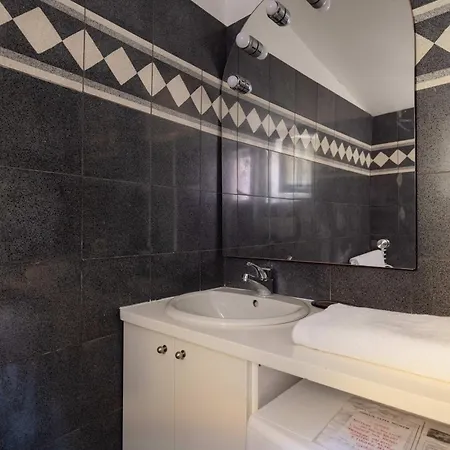 Fivestay Terrazza Sulla Piazzetta Appartement *